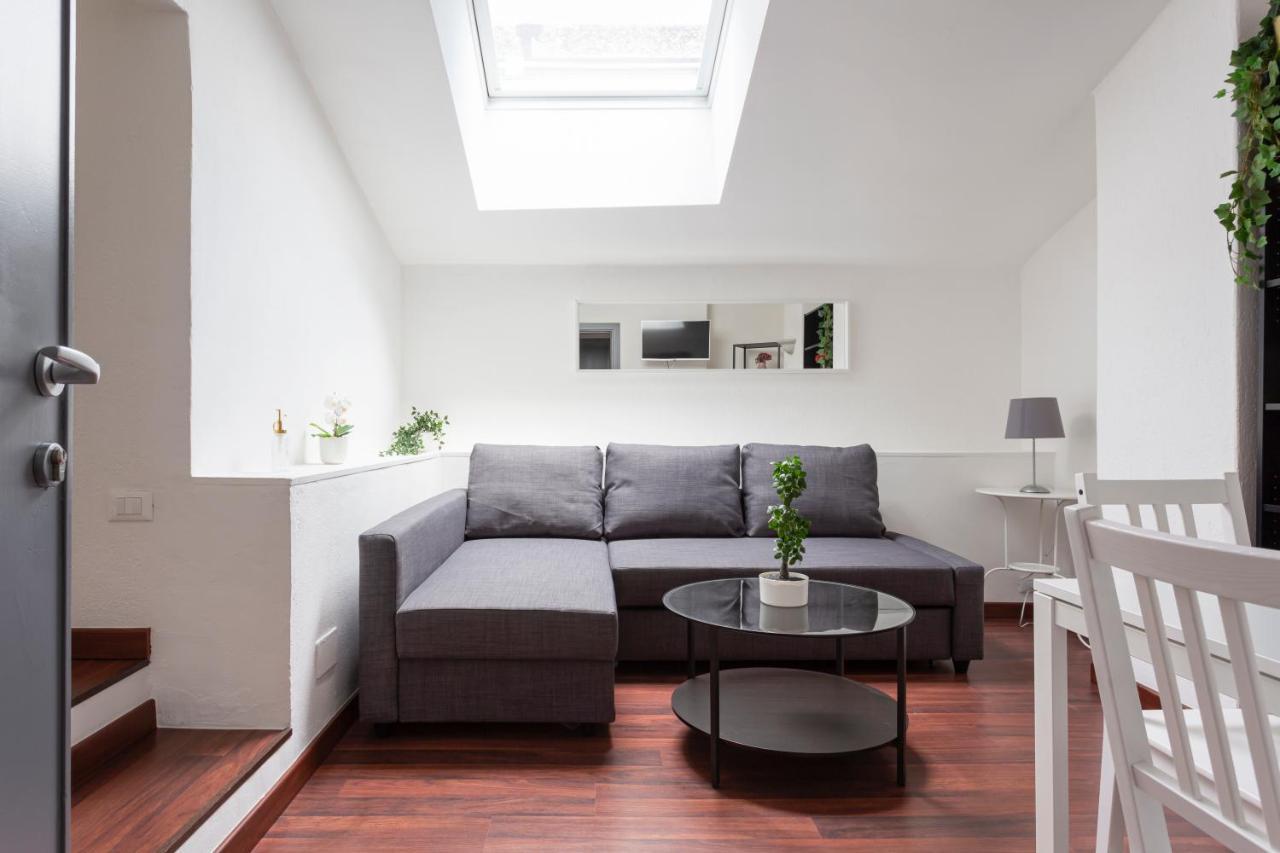 1 Bedroom & 1 Living Room Apt - Duomo 5 Milano Eksteriør bilde
